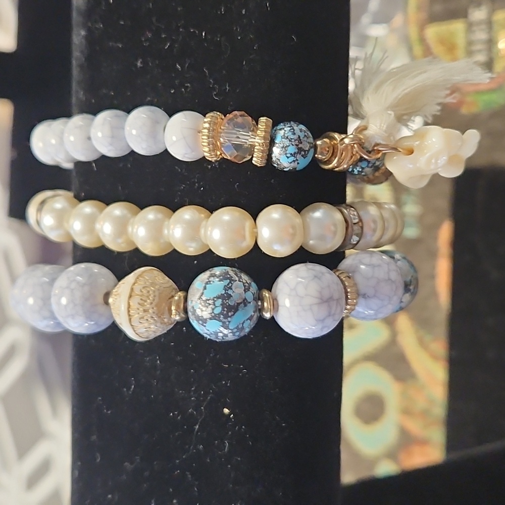 Elastic bracelet